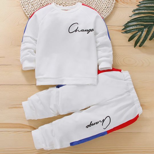 【18M-6Y】2-piece Boys Casual Cotton Letter Printe Round Neck Sweatshirt And Pants Set