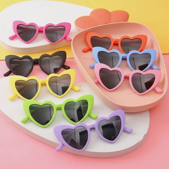 Kids Fashionable Heart Shape Styled Sunglasses Outdoor Sun Glasses