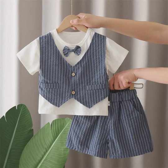 【12M-5Y】2-piece Boys Striped Print Top And Shorts Set