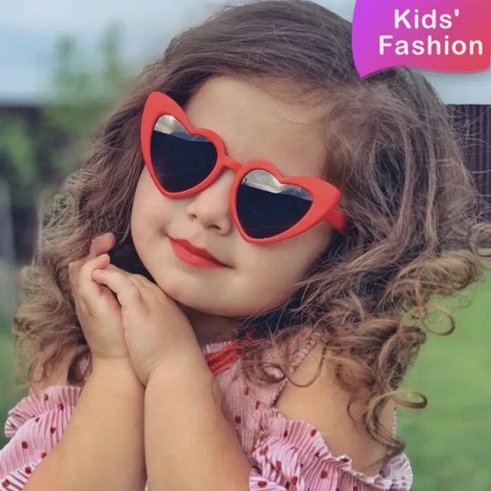 Kids Fashionable Heart Shape Styled Sunglasses Outdoor Sun Glasses