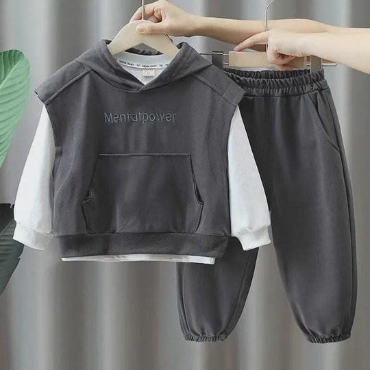 【18M-8Y】3-piece Boys Stylish Sweatshirt And Hooded Vest And Sweatpants Set