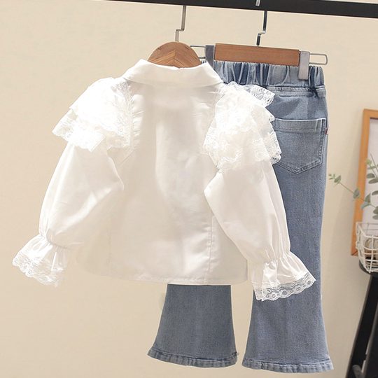 【3Y-10Y】2-piece Girl Sweet White Chiffon Lace Panel Ruffle Lapel Shirt And Bowknot Flared Jeans Set - 34452