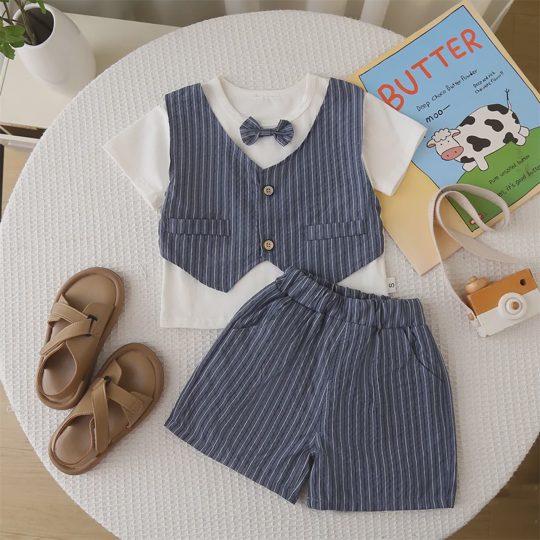 【12M-5Y】2-piece Boys Striped Print Top And Shorts Set