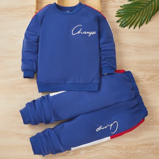 【18M-6Y】2-piece Boys Casual Cotton Letter Printe Round Neck Sweatshirt And Pants Set