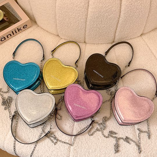 Girls Fashion Heart-shaped Glitter Hand-held Crossbody Bag